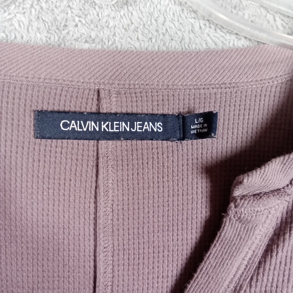 Calvin Klein Jeans Womens L Dusty Mauve Waffle Knit Thermal V-Neck Top Oversized - Picture 2 of 7